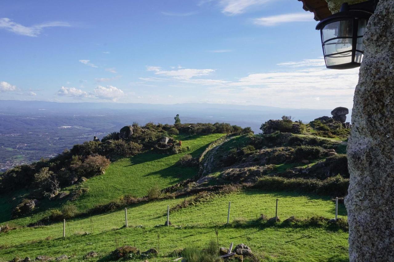 O Refugio Da Serra Do カラムロ エクステリア 写真